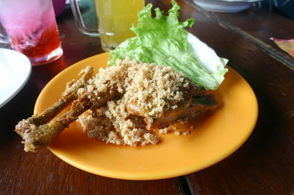 ayam kampung goreng ayam bakar taman siswa yogykarta